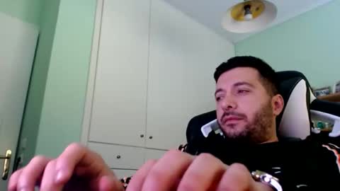 Snapshot of metalic18 chatting on 30, 11, 2025 FunnyTimeHere online show from 30, 11, 2025