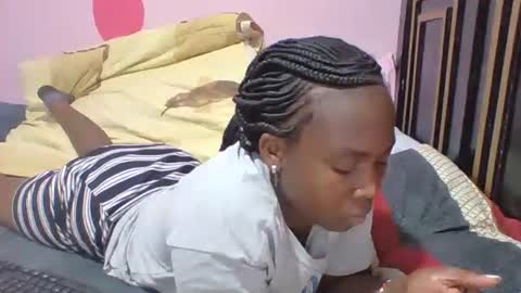 Meybel online show from 10, 11, 2025