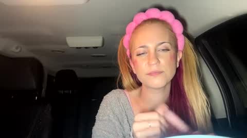 mezzy69 online show from 19, 2, 2025