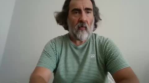 Snapshot of mfbardo1 chatting on 17, 5, 2026 DaddyBear4U online show from 17, 5, 2026