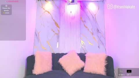 Mhia Kate online show from 8, 10, 2025