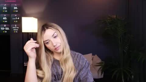 Snapshot of mi1a_ chatting on 8, 2, 2026 mi1a_ online show from 8, 2, 2026