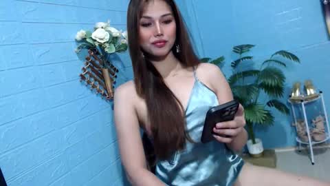 Cretchie  For You online show from 16, 4, 2026