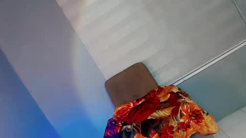 Snapshot of mi_amor18 chatting on 2, 1, 2025 Hera online show from 2, 1, 2025
