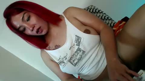 Snapshot of mi_amor18 chatting on 5, 10, 2025 Hera online show from 5, 10, 2025