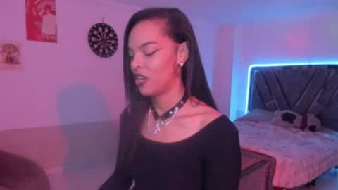 Mia Gates online show from 12, 7, 2026
