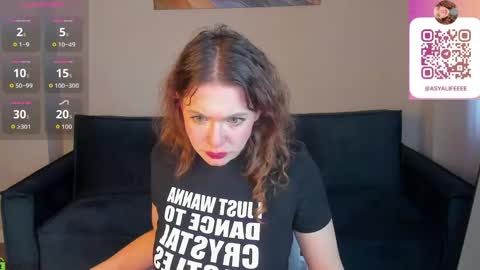 Snapshot of mia__miler chatting on 24, 5, 2026 mia online show from 24, 5, 2026