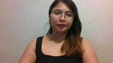 Snapshot of mia_bella04 chatting on 30, 10, 2025 mia_bella04 online show from 30, 10, 2025