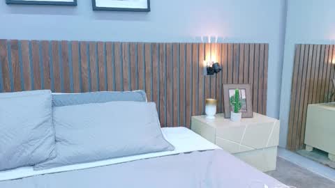 Mia Bellefort online show from 27, 2, 2026