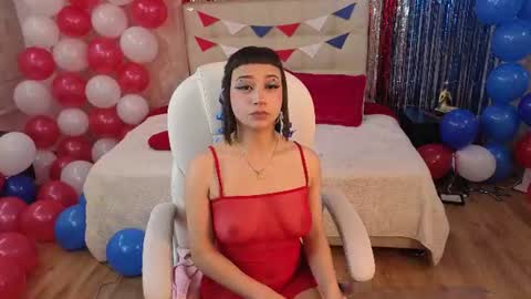 Snapshot of mia_bloom2 chatting on 4, 7, 2026 mia online show from 4, 7, 2026