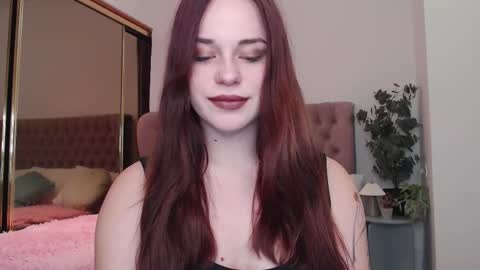 Snapshot of mia_c1oudy chatting on 19, 10, 2025 Mia online show from 19, 10, 2025