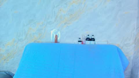 Mia  online show from 26, 3, 2026