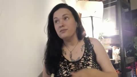 Snapshot of mia_clancy chatting on 30, 11, 2025 MIA online show from 30, 11, 2025