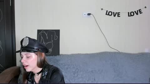 Snapshot of mia_com chatting on 11, 3, 2025 Mia next stream Thursday 1400 UTC1 Friday 1400 UTC1 online show from 11, 3, 2025