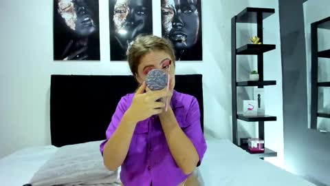 Snapshot of mia_fooxx chatting on 15, 11, 2025 mia_fooxx online show from 15, 11, 2025