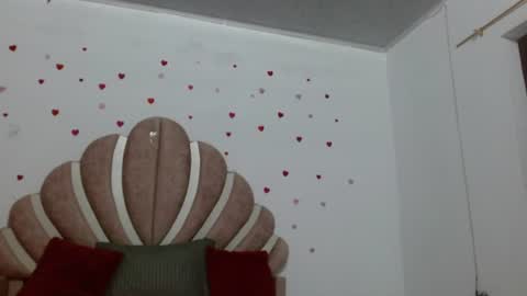 Snapshot of mia_fox666 chatting on 17, 6, 2026 mia online show from 17, 6, 2026