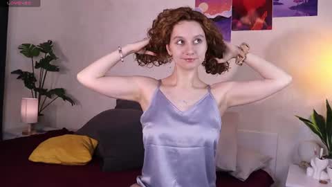 Snapshot of mia_frizz chatting on 18, 6, 2026 Mia online show from 18, 6, 2026