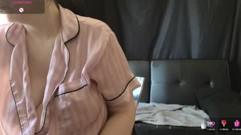 Snapshot of mia_g0ld chatting on 7, 4, 2026 Golden ones online show from 7, 4, 2026
