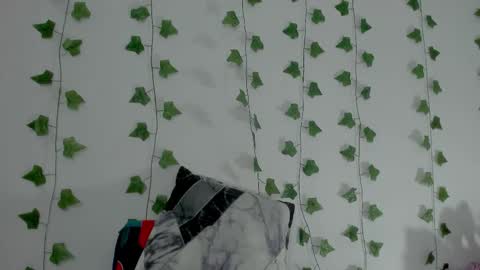 MIA online show from 6, 2, 2026