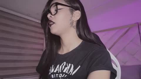 Mia online show from 11, 2, 2026