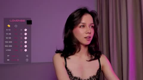 Mia online show from 9, 9, 2025