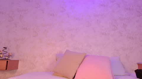 mia_hill1_ online show from 24, 5, 2026