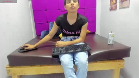 Snapshot of mia_jasmin20 chatting on 12, 6, 2026 mia_jasmin20 online show from 12, 6, 2026