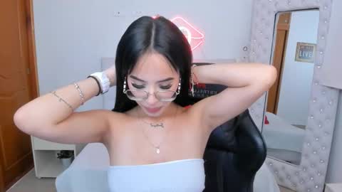    online show from 17, 1, 2025