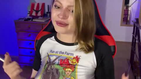 Snapshot of mia_kamp chatting on 9, 10, 2025 Mia online show from 9, 10, 2025