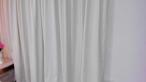 Snapshot of mia_lanee_ chatting on 16, 12, 2025 Mia Lane online show from 16, 12, 2025