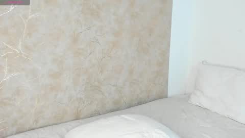 Snapshot of mia_lehn chatting on 11, 3, 2025 MIA online show from 11, 3, 2025