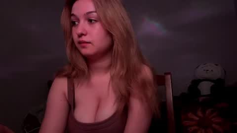 Snapshot of mia_livy chatting on 30, 6, 2026 Miaaa online show from 30, 6, 2026
