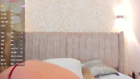 Mia online show from 6, 10, 2025