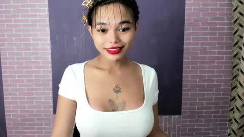 M I A online show from 14, 10, 2025