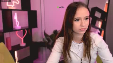 mia_moah online show from 13, 10, 2025
