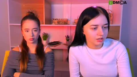 mia_moah online show from 19, 10, 2025