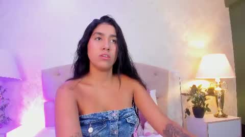 Snapshot of mia_montess chatting on 6, 7, 2026 mia montess online show from 6, 7, 2026