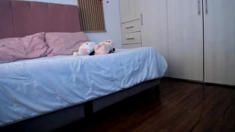 Snapshot of mia_nevaeh chatting on 24, 5, 2026 Mia Nevaeh - follow me online show from 24, 5, 2026