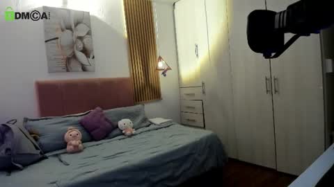 Mia Nevaeh - follow me online show from 16, 6, 2026