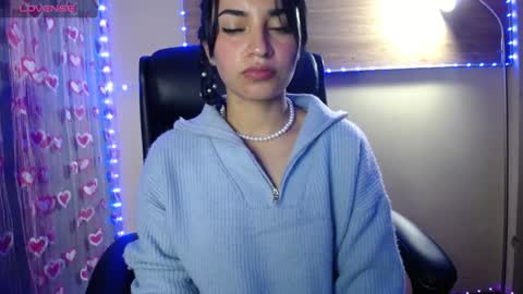 Snapshot of mia_petitebaby chatting on 3, 2, 2025 Ma online show from 3, 2, 2025