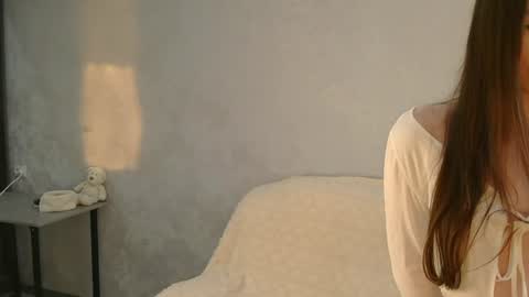Mia online show from 19, 6, 2026
