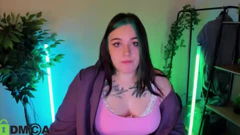 Snapshot of mia_r0ss chatting on 4, 3, 2026 Mia online show from 4, 3, 2026