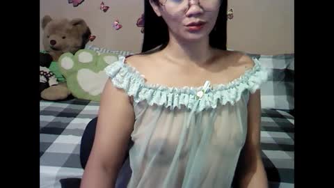Snapshot of mia_rein chatting on 6, 1, 2025 mia_rein online show from 6, 1, 2025