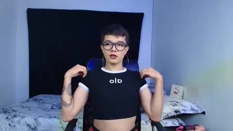 mia_roos13 online show from 31, 10, 2025