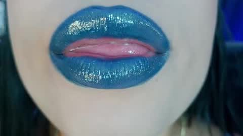 Mia online show from 8, 3, 2026