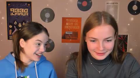 mia_starrr_ online show from 6, 11, 2025