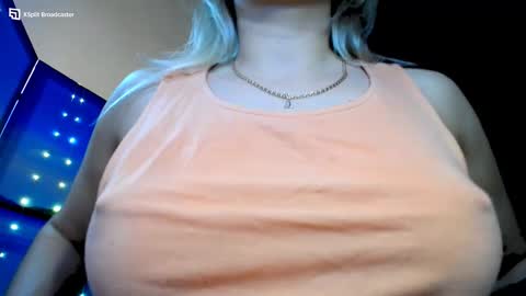 Snapshot of mia_sunnyy chatting on 20, 1, 2025 Mia. online show from 20, 1, 2025