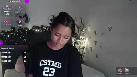 mia_sweetdc online show from 2, 1, 2025