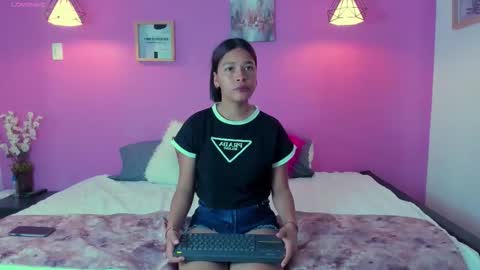 Mia Coleman online show from 4, 11, 2025