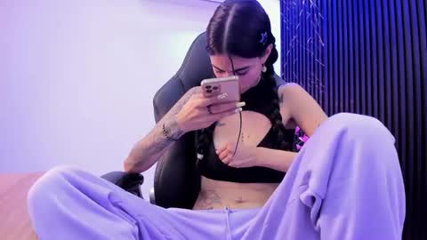 Snapshot of miaa_diamondd1 chatting on 18, 7, 2026 Mia online show from 18, 7, 2026